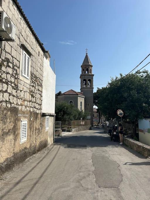 Apartman Kastel Kaštela Exteriör bild