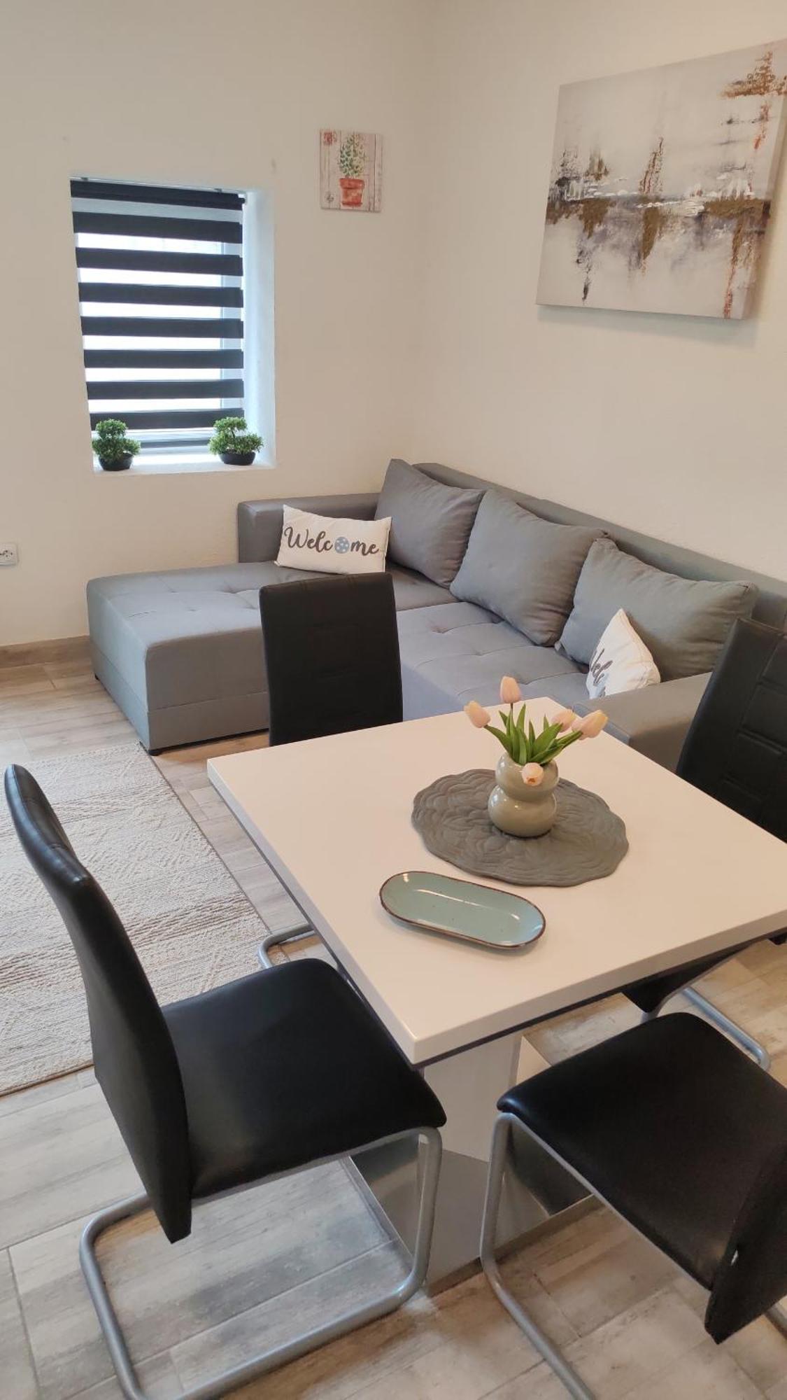 Apartman Kastel Kaštela Exteriör bild